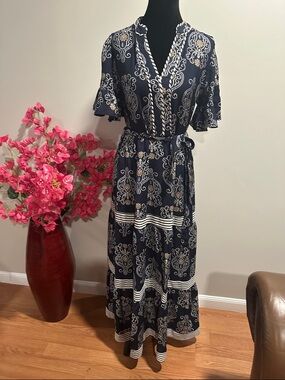 Navy Paisley V-Neck Belted Maxi Dress